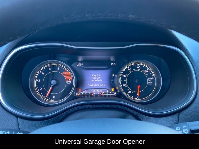 Used 2022 Jeep Cherokee Trailhawk w/ Technology Group B AWD/4WD image 11