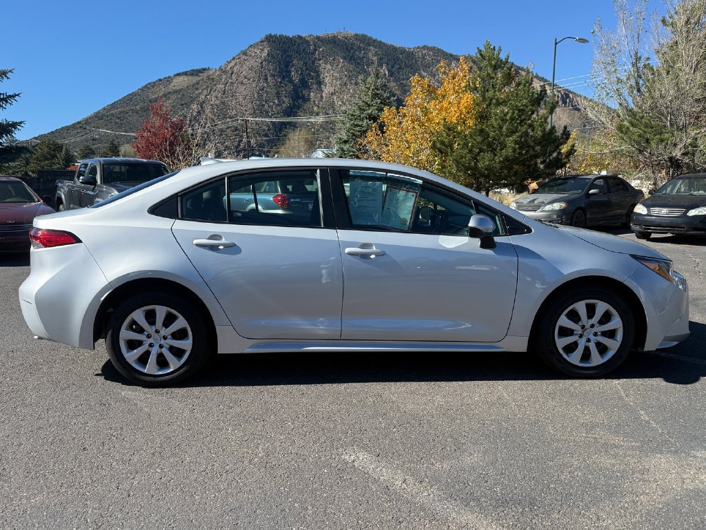 Certified 2024 Toyota Corolla LE FWD image 11