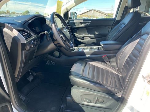 Used 2024 Ford Edge SEL image 19