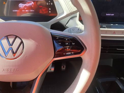 Used 2021 Volkswagen ID.4 1st Edition image 17