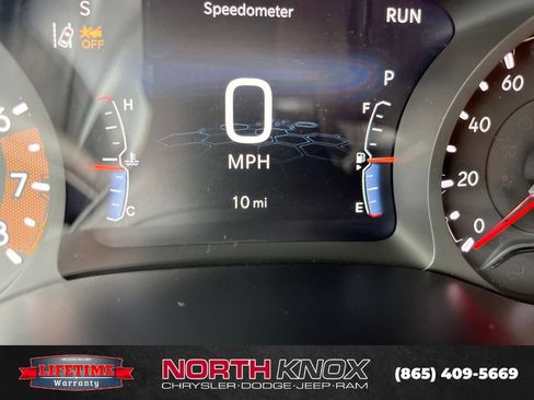 New 2026 Jeep Compass Latitude AWD/4WD image 32