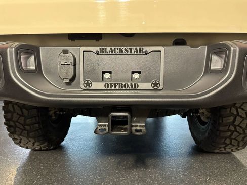 Used 2022 Jeep Gladiator Rubicon w/ LED Lighting Group image 12