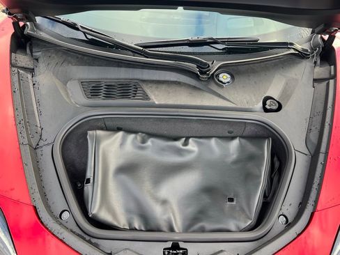 Used 2023 Chevrolet Corvette Stingray Premium Cpe w/ Body-Color Dual Roof Package image 28