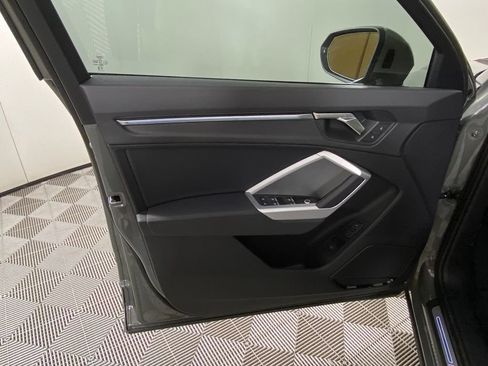 Used 2025 Audi Q3 2.0T Premium Plus w/ Premium Plus Package image 26