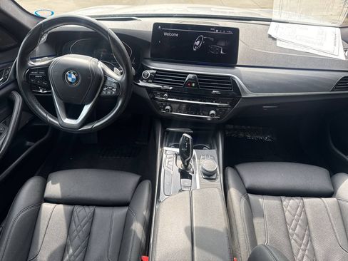 Used 2021 BMW 530i RWD image 15