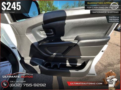 Used 2017 Nissan Titan S AWD/4WD image 14