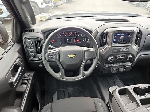 New 2025 Chevrolet Silverado 1500 Custom image 12