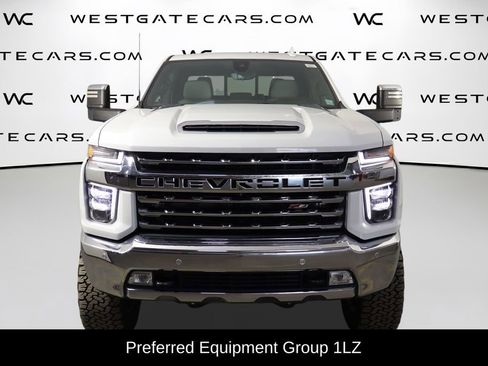Used 2021 Chevrolet Silverado 2500 LTZ w/ LTZ Plus Package AWD/4WD image 2