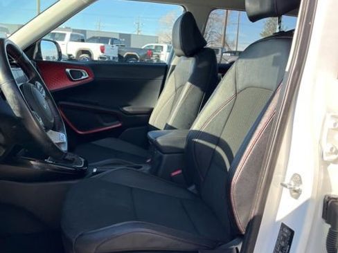 Used 2023 Kia Soul GT-Line FWD image 26