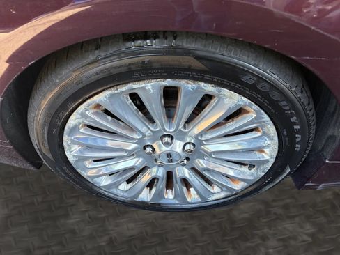 Used 2013 Lincoln MKZ FWD image 38
