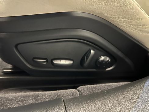 Used 2024 Porsche Panamera 4 image 24