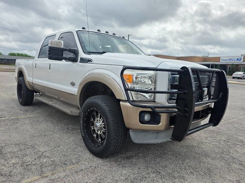 Used 2011 Ford F250 King Ranch image 2