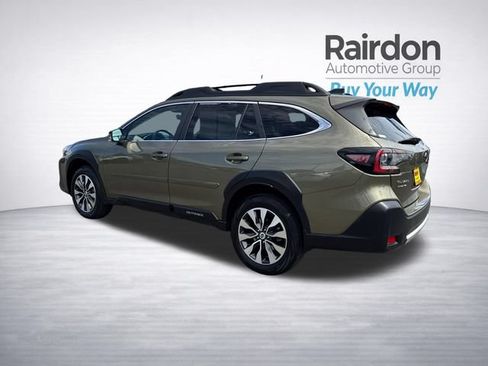Used 2023 Subaru Outback Limited AWD/4WD image 5