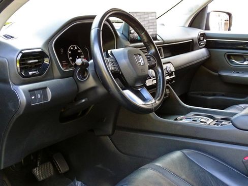 Used 2023 Honda Pilot EX-L image 12
