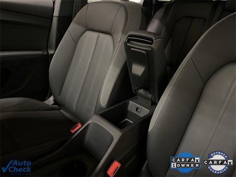 Used 2024 Audi Q4 e-tron Premium Plus image 63