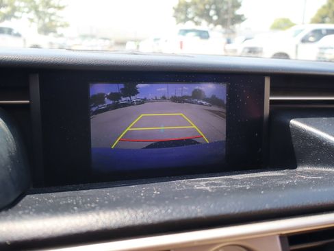 Used 2015 Lexus IS 250 RWD image 22