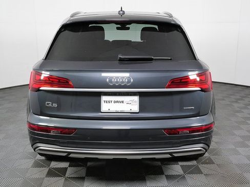 Used 2023 Audi Q5 2.0T Premium w/ Convenience Package image 28
