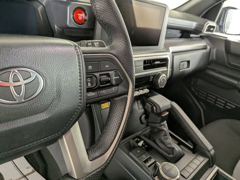 Used 2025 Toyota 4Runner TRD Sport AWD/4WD image 22