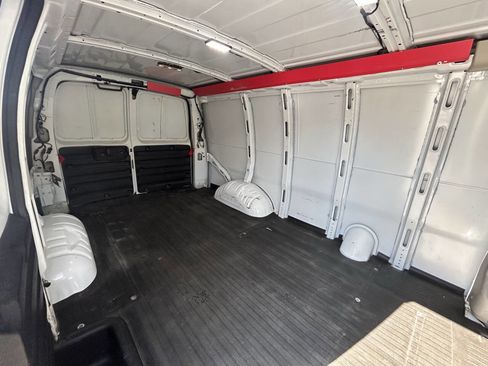 Used 2020 Chevrolet Express 2500 2500 3dr Cargo Van w/ Driver Convenience Package image 32