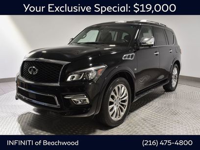 Used 2017 INFINITI QX80 4WD w/ Deluxe Technology Package