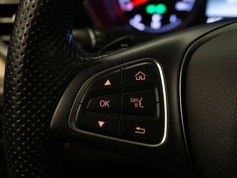 Used 2016 Mercedes-Benz GLC 300 4MATIC image 19