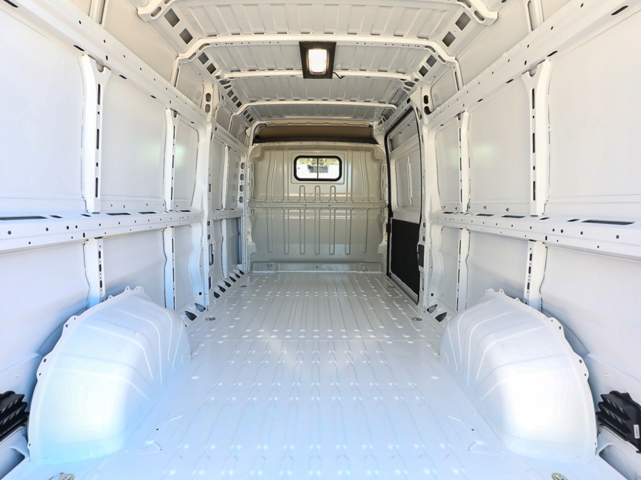 New 2026 RAM ProMaster 2500 w/ Convenience Group FWD image 6