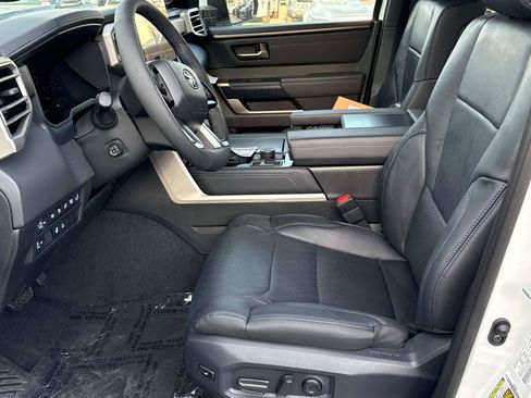 New 2026 Toyota Tundra Platinum AWD/4WD image 10