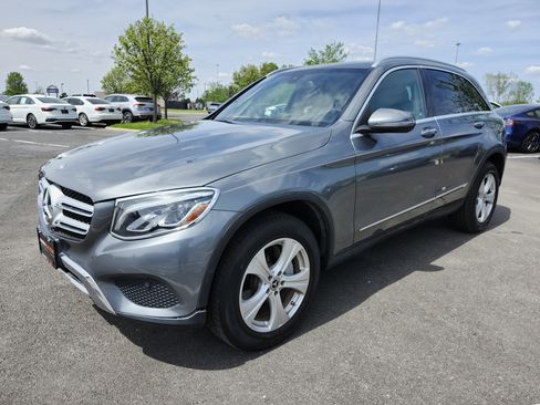 Used 2018 Mercedes-Benz GLC 300 4MATIC w/ Multimedia Package image 14