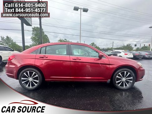 Used 2013 Chrysler 200 Touring w/ S Exterior Appearance Pkg FWD image 7