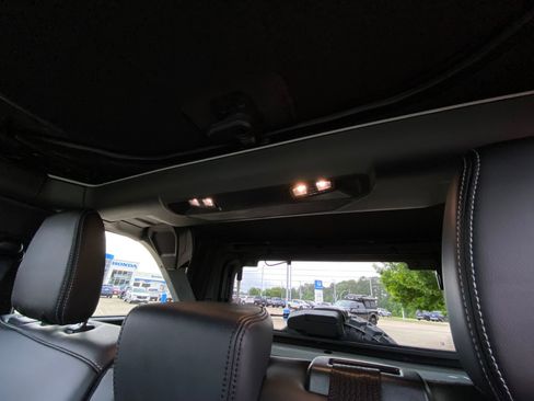 Used 2026 Ford Bronco Outer Banks AWD/4WD image 33