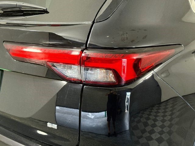 Used 2024 Mitsubishi Outlander SE FWD image 33