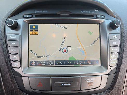 Used 2014 Hyundai Tucson Limited w/ Technology Package 02 FWD image 21