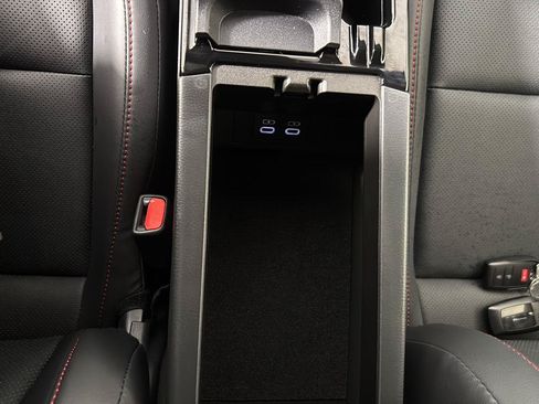Used 2025 Toyota Prius Plug-In Hybrid FWD image 35