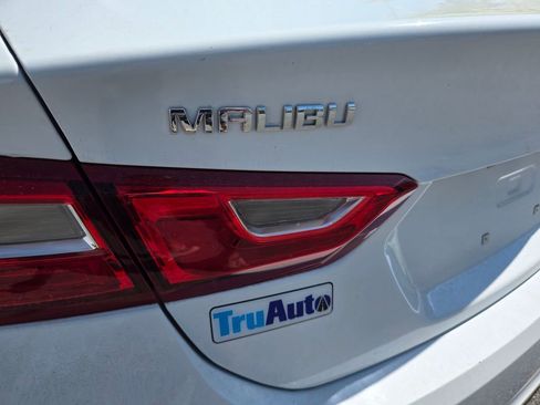 Used 2023 Chevrolet Malibu LS FWD image 18