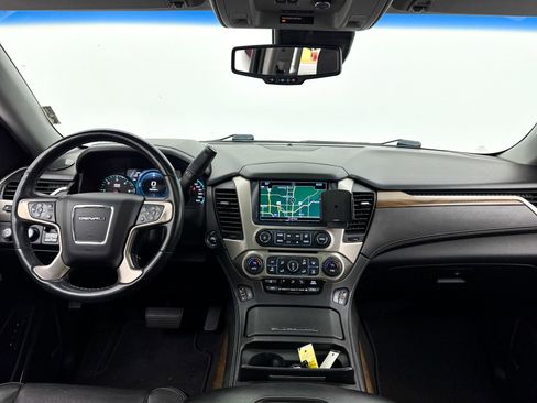 Used 2020 GMC Yukon XL Denali w/ Open Road Package image 20