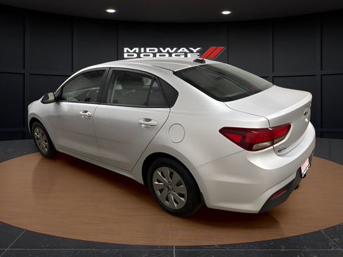Used 2020 Kia Rio LX FWD image 3