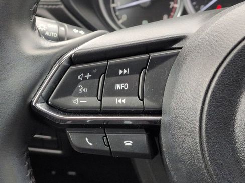 Used 2019 MAZDA CX-5 Touring image 16