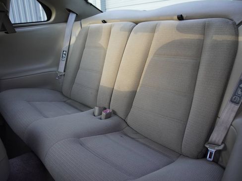 Used 2000 Ford Mustang Coupe RWD image 12
