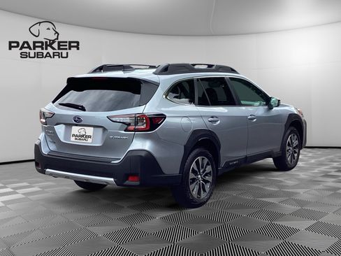 Certified 2025 Subaru Outback Limited AWD/4WD image 5
