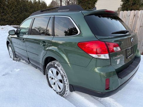 Used 2012 Subaru Outback 2.5i Premium image 5