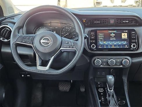 Used 2024 Nissan Kicks SV image 19