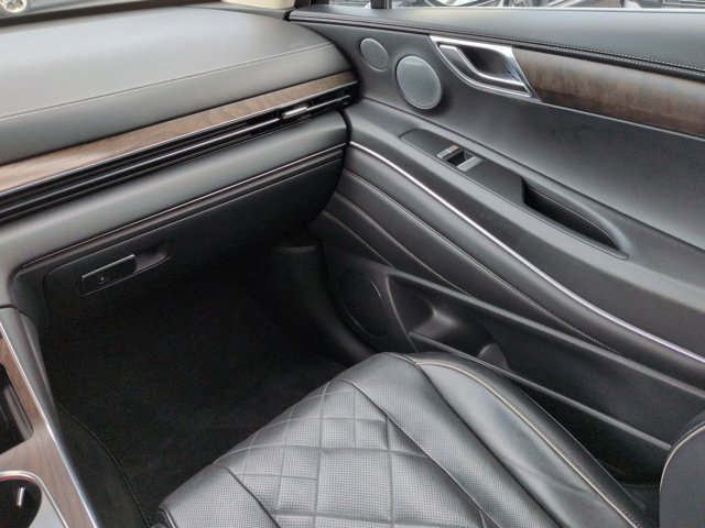 Used 2025 Genesis GV80 3.5T Prestige AWD/4WD image 17