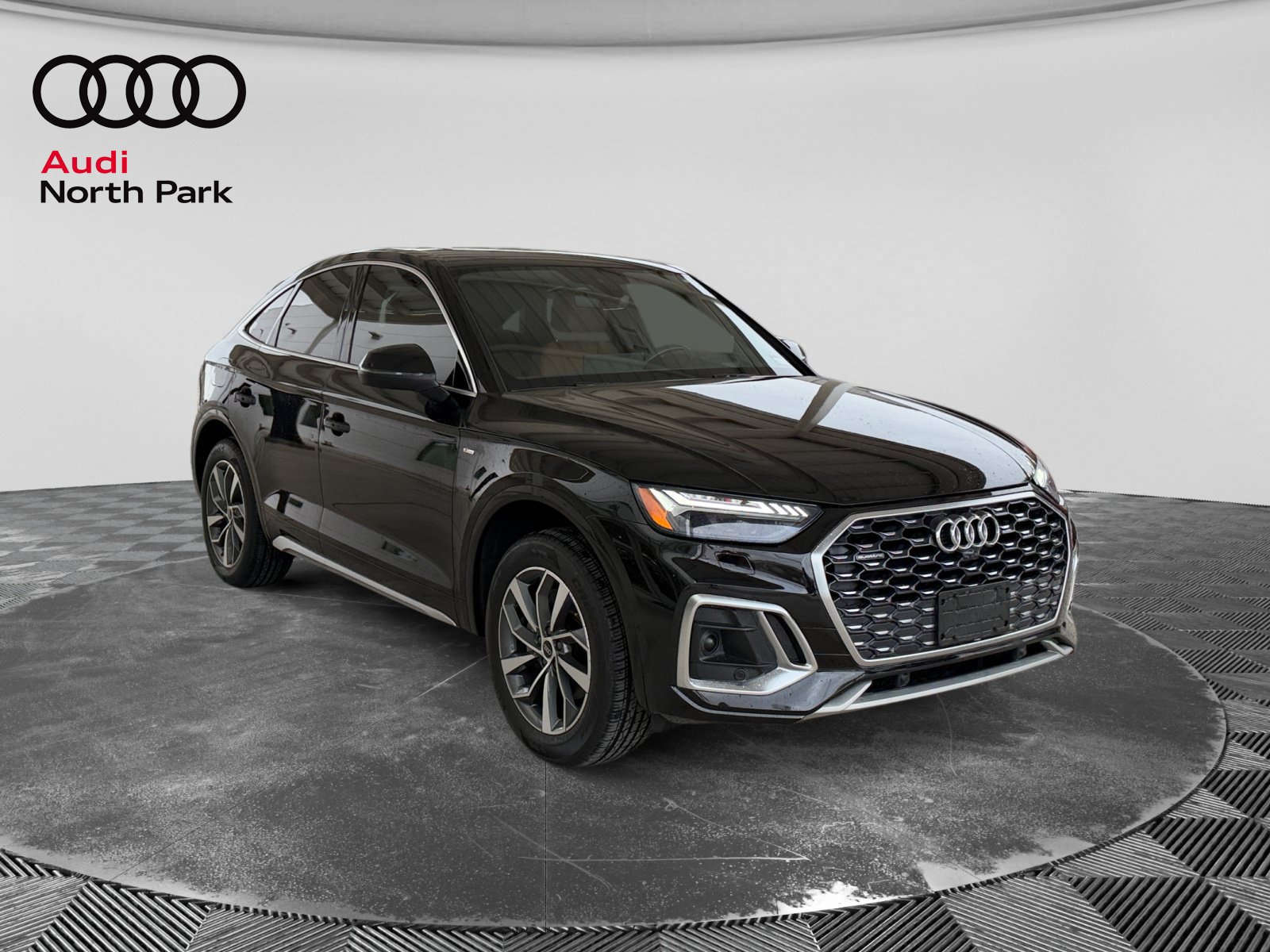 Used 2023 Audi Q5 2.0T Prestige w/ Prestige Package AWD/4WD image 7