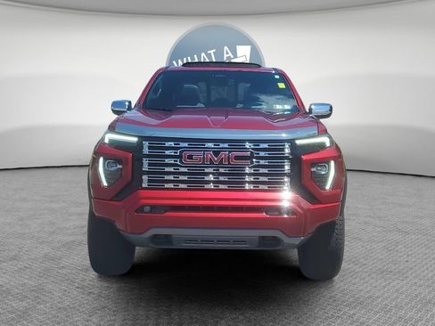 Used 2024 GMC Canyon Denali AWD/4WD image 9