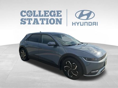 Used 2023 Hyundai Ioniq 5 SEL AWD/4WD image 3