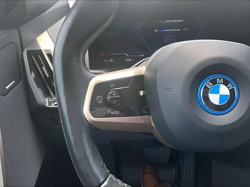 Used 2024 BMW iX xDrive50 w/ Premium Package AWD/4WD image 19