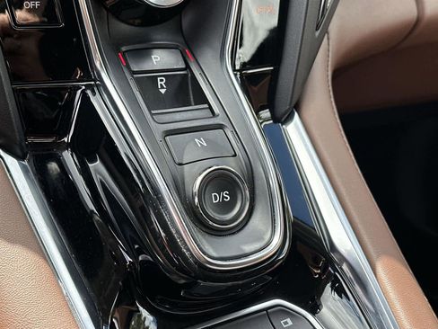 Certified 2022 Acura RDX FWD w/ Technology Package image 18