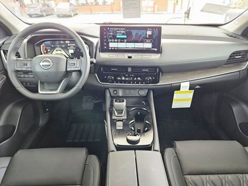 New 2026 Nissan Rogue Platinum w/ Platinum Premium Package AWD/4WD image 14