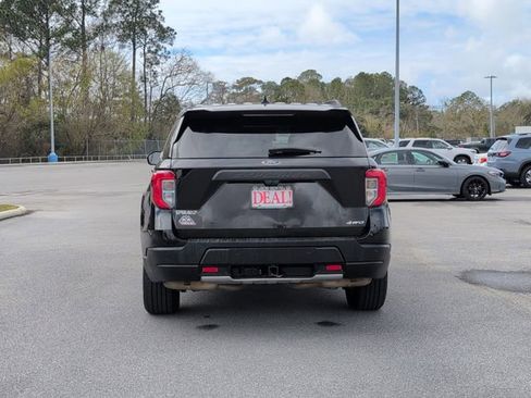 Used 2022 Ford Explorer Timberline w/ Timberline Technology Package image 4