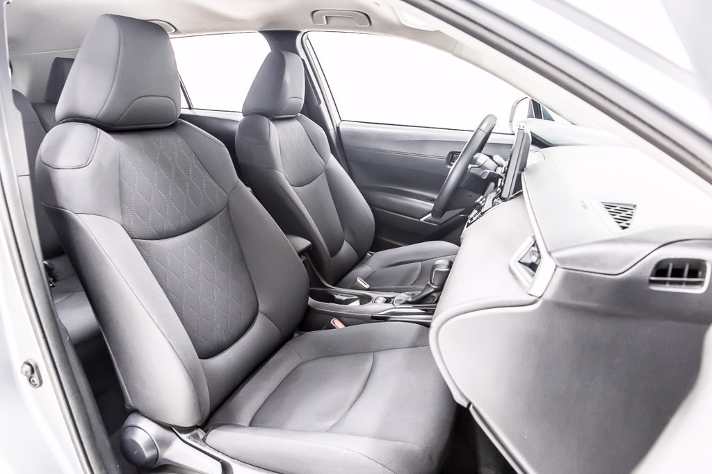 Used 2022 Toyota Corolla Cross LE FWD image 33